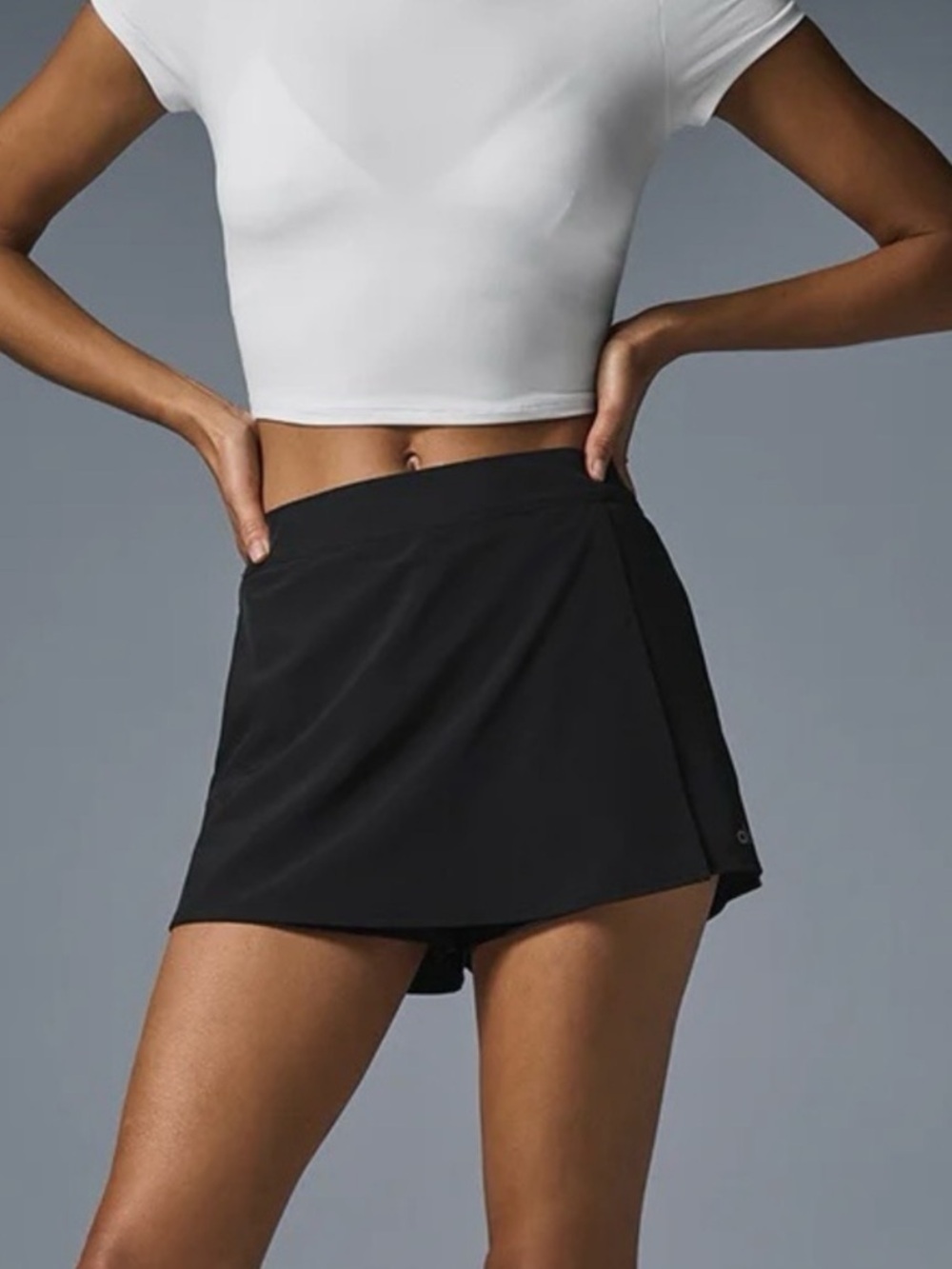 Alo Yoga Clubhouse Skort HR Black W6277R Sz M 8-10
